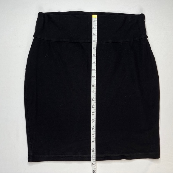Vintage Eileen Fisher Black Knit Skirt Size Small - Picture 6 of 11
